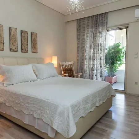 Charming Athinas House With Modern Touches In Kall Apartment
