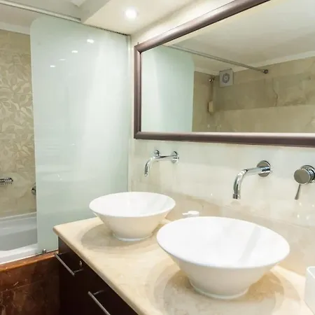Charming Athinas House With Modern Touches In Kall Athens