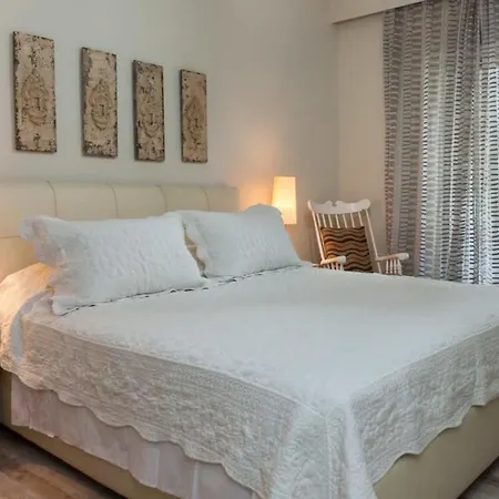 Apartment Charming Athinas House With Modern Touches In Kall *